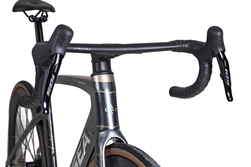 Load image into Gallery viewer, Kossea Pioneer SL 105 Di2 Carbon Road Bike with Carbon Wheels