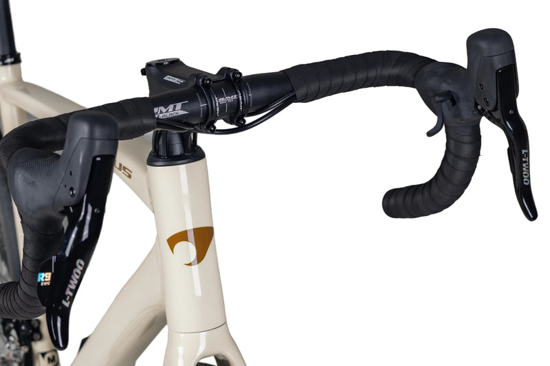 Load image into Gallery viewer, Pardus Super AL LTWOO 11 Speed Hydraulic Brake Road Bike