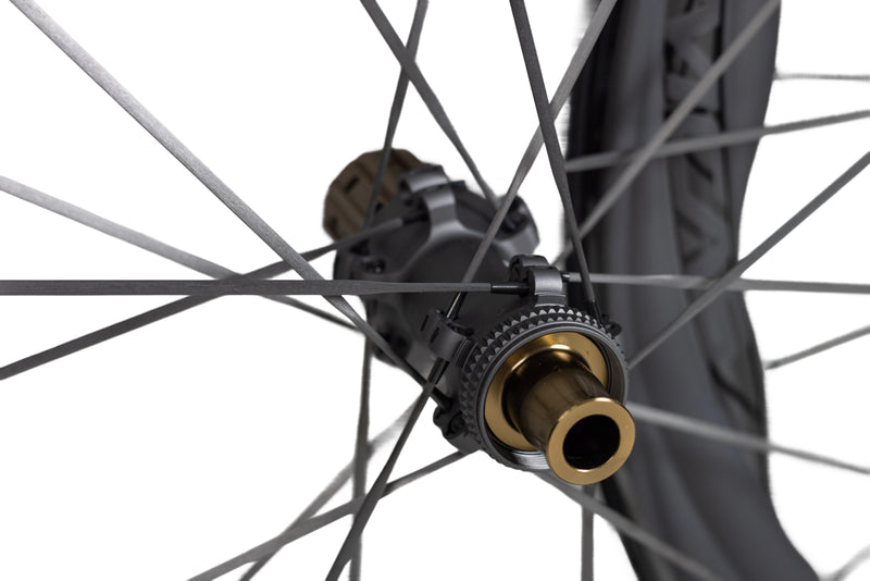 Load image into Gallery viewer, Komcas Muscle Disc Brake Undulating Carbon Wheelset