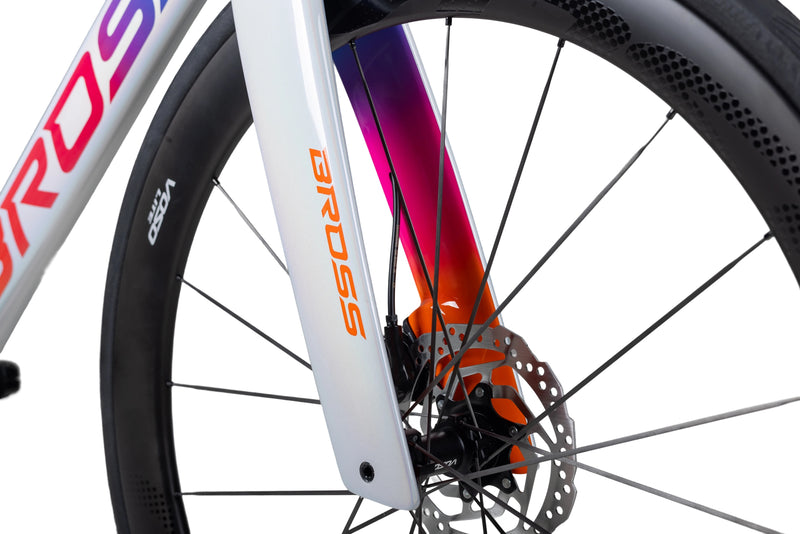 Load image into Gallery viewer, Bross Zenith 6I 105 Di2 Carbon Road Bike with Carbon Wheelset