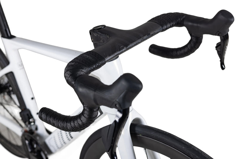 Load image into Gallery viewer, Sunpeed Victory Shimano 105 Di2 Carbon Road Bike
