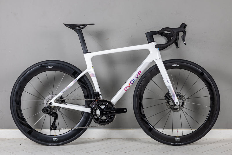 Load image into Gallery viewer, Evolve Cima Carbon Road Bike Ultegra Di2 R8170 with Carbon Spoke Wheelset