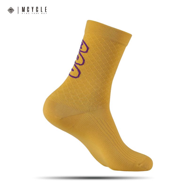Load image into Gallery viewer, MCYCLE Unisex High-Elastic Athletic Knitted Cycling Socks - MP059 Dopamine Series