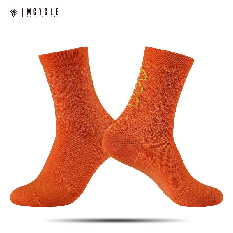 Load image into Gallery viewer, MCYCLE Unisex High-Elastic Athletic Knitted Cycling Socks - MP059 Dopamine Series