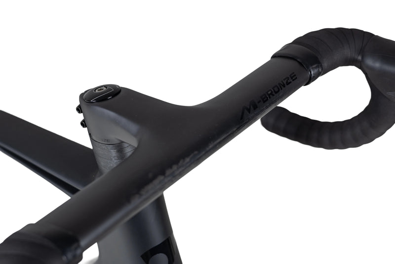 Load image into Gallery viewer, Pardus Robin Sport 105 Di2 Carbon Road Bike with Carbon Wheels