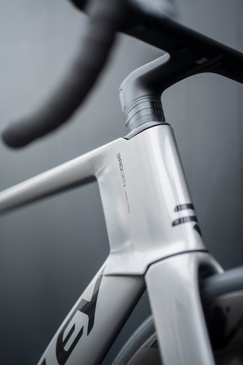 Load image into Gallery viewer, Ridley Noah 3.0 Shimano 105 di2