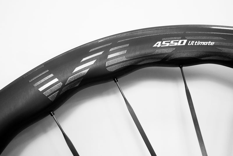 Load image into Gallery viewer, SCOM VOSO Lite Ultimate Undulating Carbon Road Bike Wheels Disc Brake Wheelset