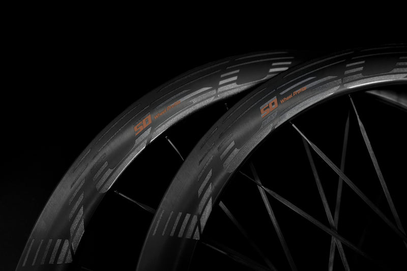 Load image into Gallery viewer, SCOM VOSO Lite Ultimate 50+ Carbon Spoke Road Bike Disc Brake Wheelset | Tubeless & Clincher Compatible