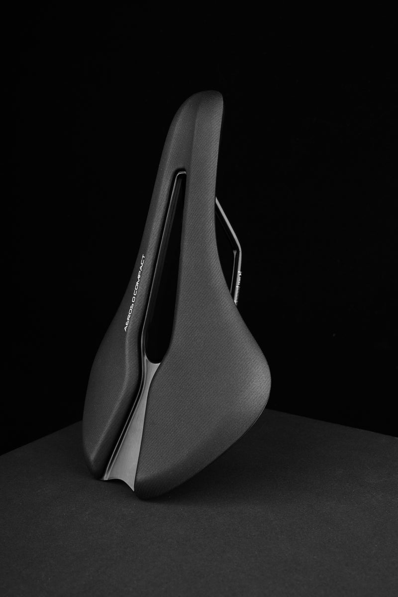 Load image into Gallery viewer, Selle Royal Aeros O Compact Bicycle Saddle