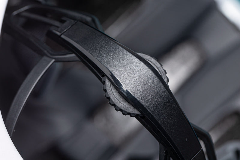 Load image into Gallery viewer, PMT Prussia Pro TT Helmet