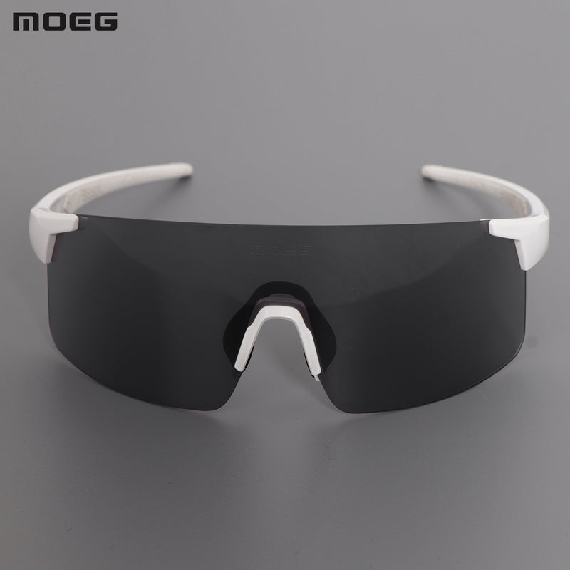 Load image into Gallery viewer, MOEG Cycling Sunglasses Anti Fog Photochromic Lens MO993