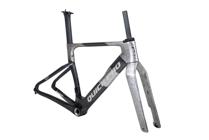 Load image into Gallery viewer, Quick Pro ER:ONE Aero Carbon Road Bike Frameset