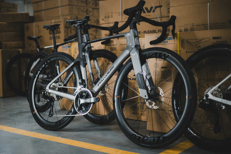 Load image into Gallery viewer, Pardus Spark Sport 105 Di2 12 Speed Carbon Road Bike with Carbon Wheelset