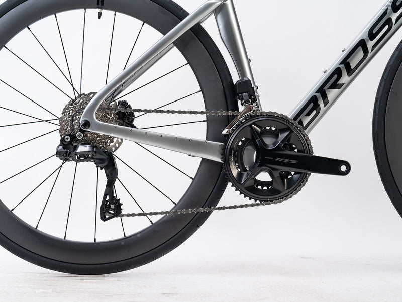 Load image into Gallery viewer, Bross Vagabond Aero 6SE 105 Di2 R7170 Carbon Road Bike with Carbon Wheels