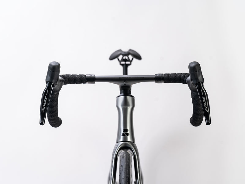 Load image into Gallery viewer, Bross Vagabond Aero 6SE 105 Di2 R7170 Carbon Road Bike with Carbon Wheels