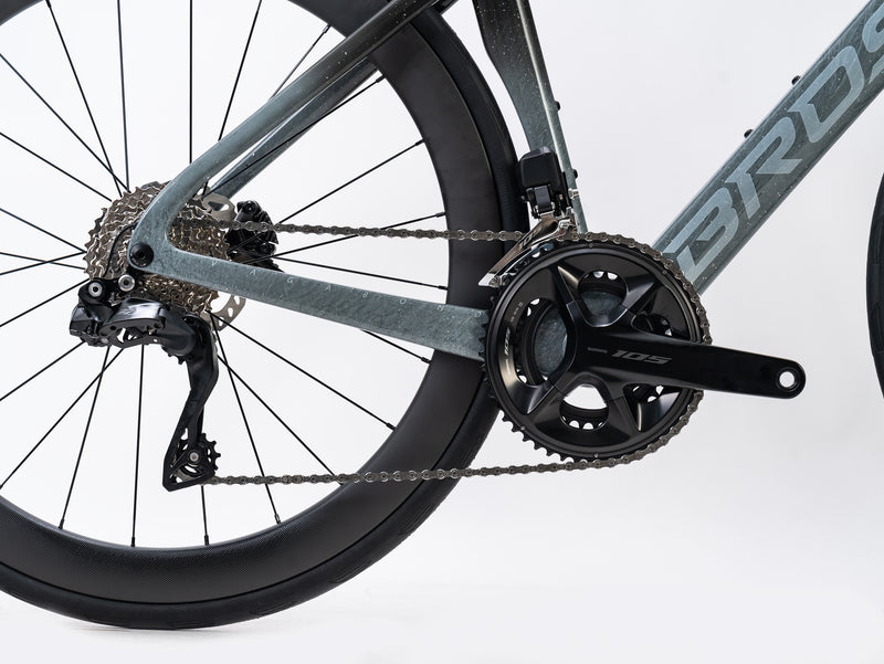 Load image into Gallery viewer, Bross Vagabond Aero 6SE 105 Di2 R7170 Carbon Road Bike with Carbon Wheels