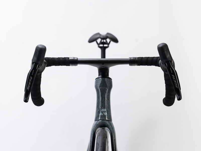 Load image into Gallery viewer, Bross Vagabond Aero 6SE 105 Di2 R7170 Carbon Road Bike with Carbon Wheels