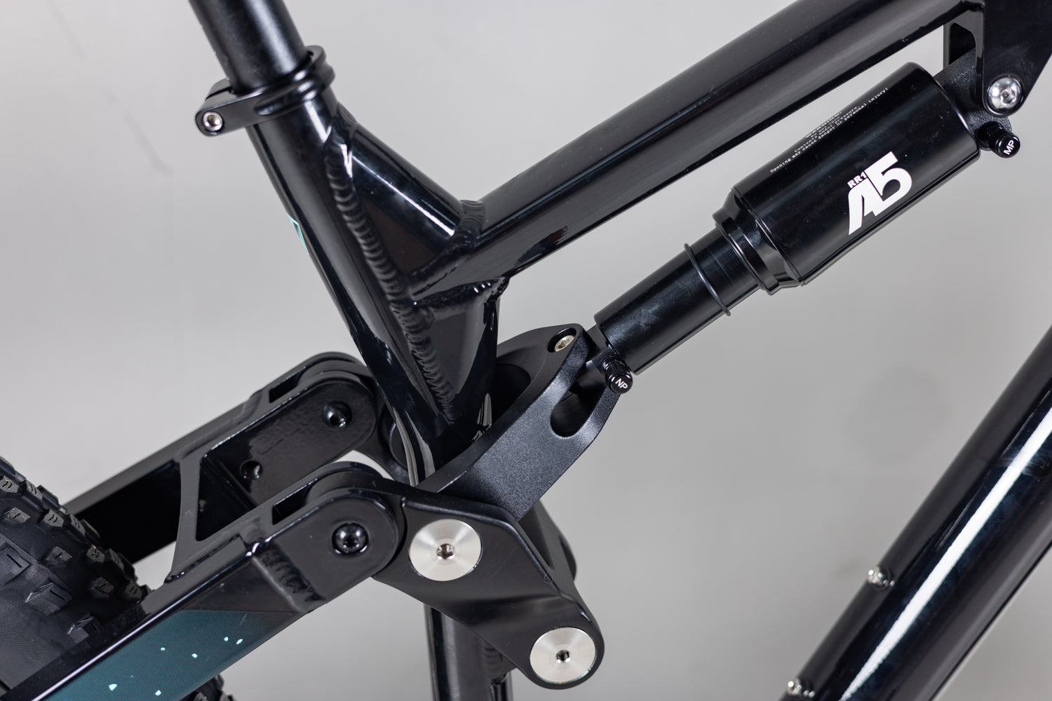 JAVA Sabbia Dual Suspension Mountain Bike front 29,Rear 27.5 – UAEcycle