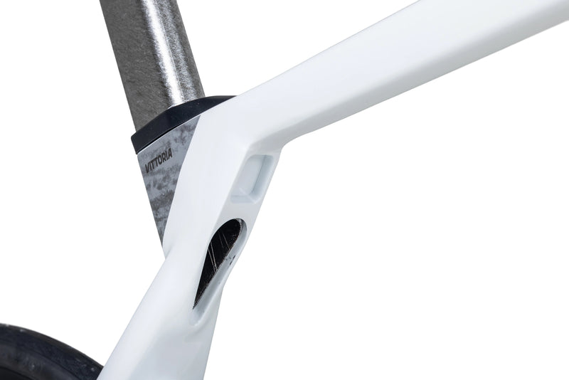 Load image into Gallery viewer, Java Vittoria Alloy Road Bike Ltwoo ER7

