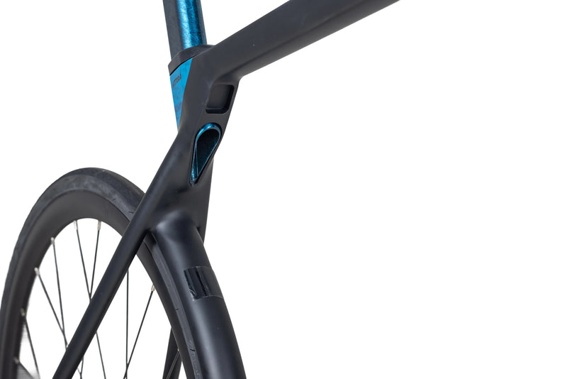 Load image into Gallery viewer, Java Vittoria Alloy Road Bike Ltwoo ER7
