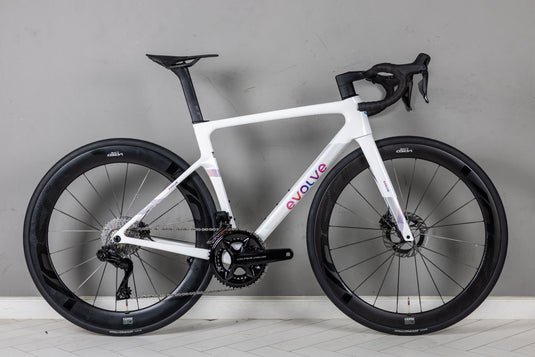 Evolve Cima Carbon Road Bike Ultegra Di2 R8170 with Carbon Spoke Wheelset