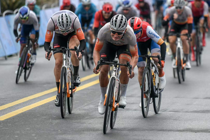 Load image into Gallery viewer, Pardus Spark EVO TEAM HUANSHENG-SCOM-TAISHAN SPORT 105 Di2 Road Bike
