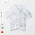 L / White