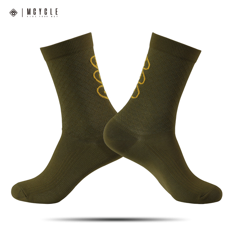 Load image into Gallery viewer, MCYCLE Unisex High-Elastic Athletic Knitted Cycling Socks - MP059 Dopamine Series
