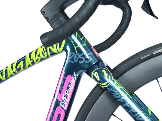 Bross Vagabond 5+ 105 R7120 Carbon Endurance Road Bike with Carbon Wheels