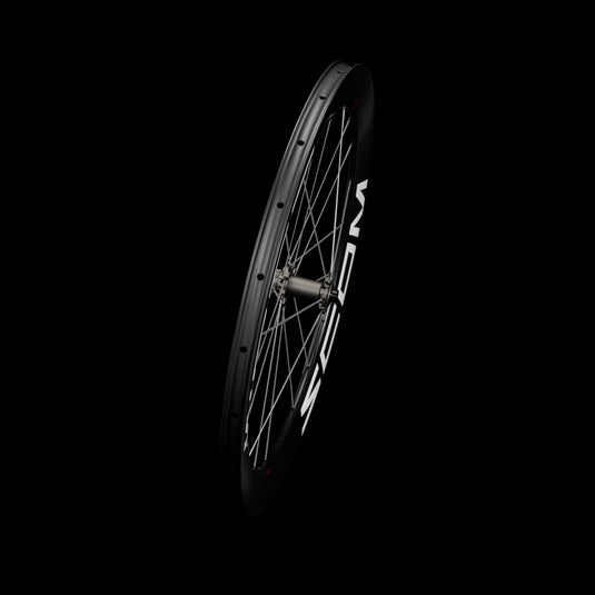 SCOM Ultra Road Carbon Wheels  Disc Brake 2025