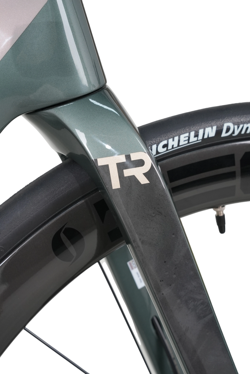 Load image into Gallery viewer, Java J-Air Volata Team Edition Endurance Carbon Road Bike R8170
