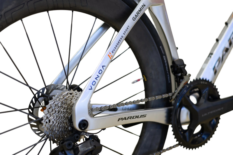 Load image into Gallery viewer, Pardus Spark EVO Gen4 Ultegra Di2 Carbon Road Bike
