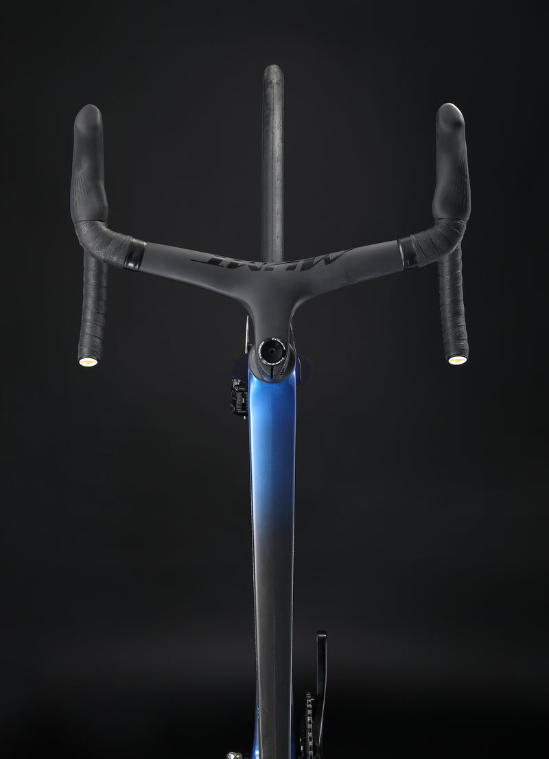 Load image into Gallery viewer, Pardus Robin EVO 105 Di2 Carbon Super Light Road Bike
