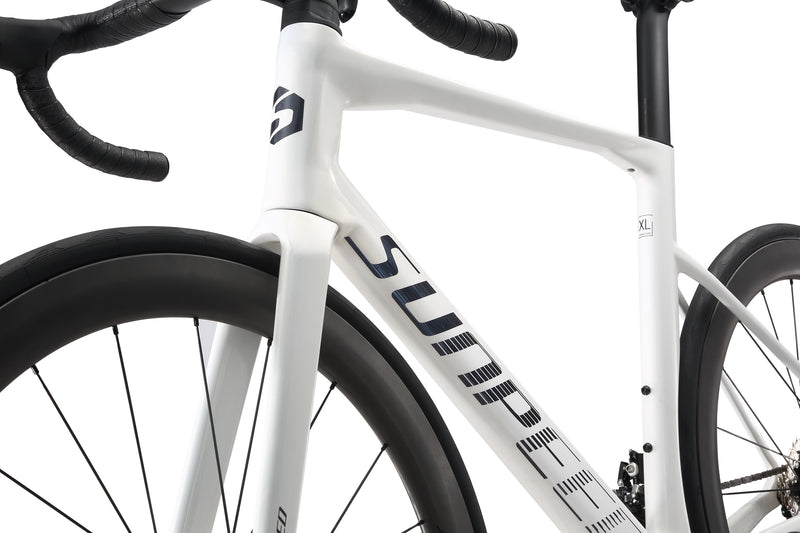 Load image into Gallery viewer, Sunpeed Victory Sport Shimano 105 R7120 12 Speed  Carbon Road Bike
