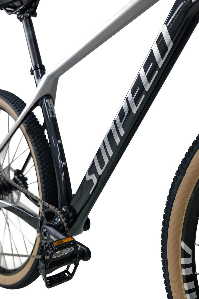 Load image into Gallery viewer, Sunpeed Rock Carbon Mountain Bike
