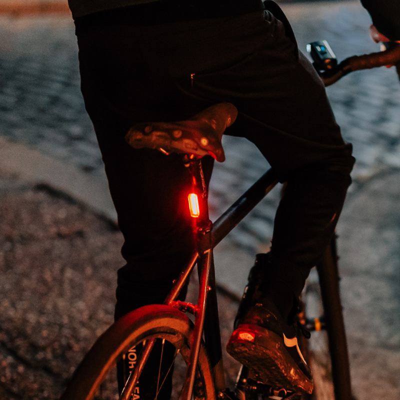 Load image into Gallery viewer, MagicShine Seemee 20 V2.0 Tail Light Cycling Rear Light
