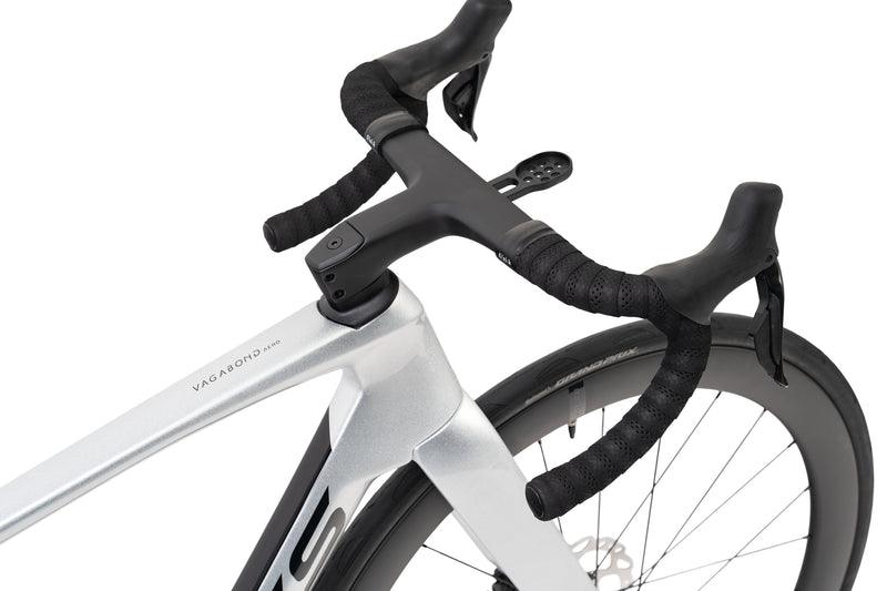 Load image into Gallery viewer, Bross Vagabond Aero 6SE 105 Di2 R7170 Carbon Road Bike with Carbon Wheels
