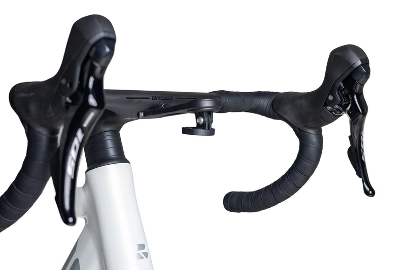 Load image into Gallery viewer, Bross Zenith A5 105 R7120 Alloy Road Bike
