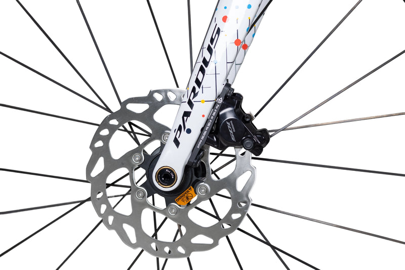 Load image into Gallery viewer, Pardus Robin Sport 105 Di2 Carbon Road Bike with Carbon Wheels
