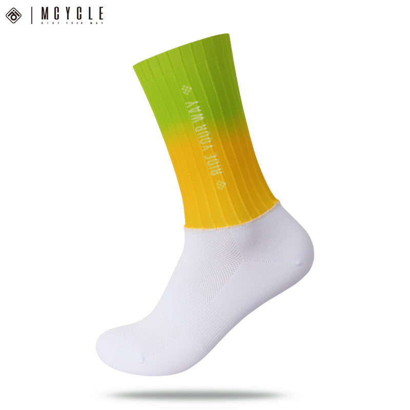Load image into Gallery viewer, Mcycle Multiple Colors Patchwork Aero Cycling Socks MP048
