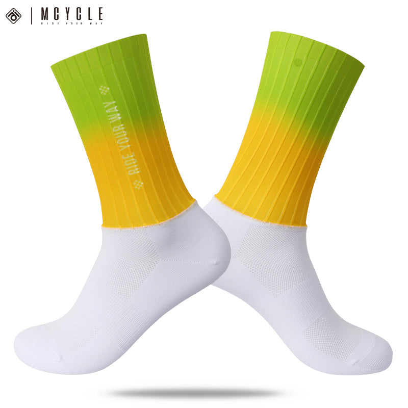 Load image into Gallery viewer, Mcycle Multiple Colors Patchwork Aero Cycling Socks MP048
