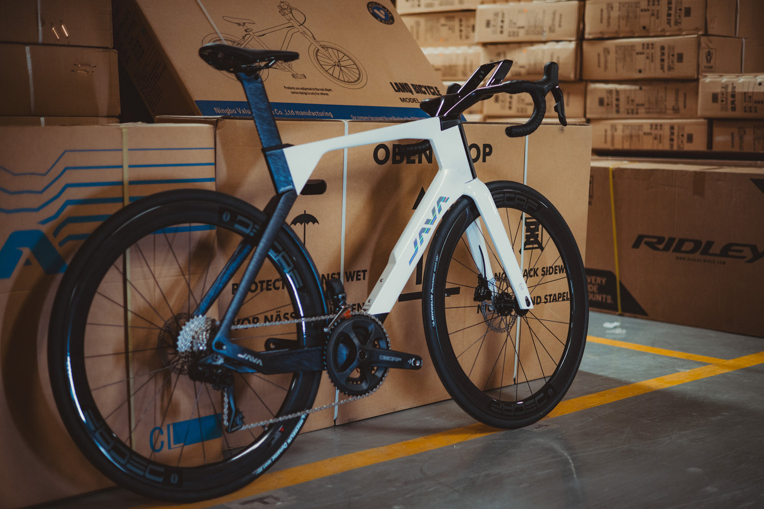 Java Suoh Air JAVA – UAEcycle