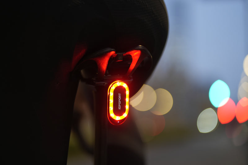 Load and play video in Gallery viewer, iGPSPORT SR Mini Smart Radar Taillight

