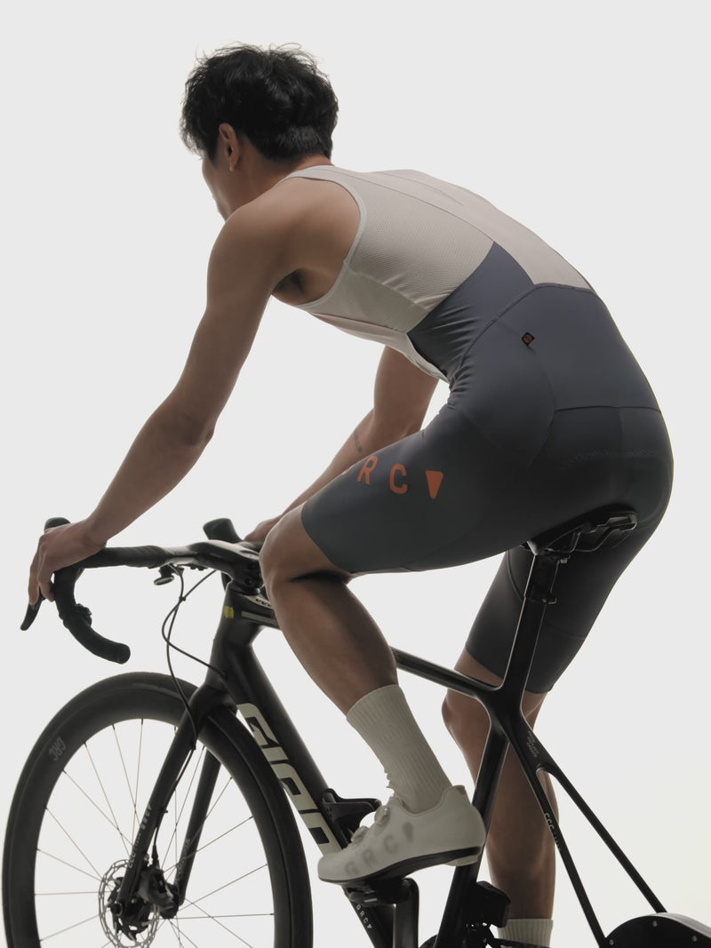 Load and play video in Gallery viewer, GRC BLACK LABEL Premium Long Distance Cycling Bib Shorts 1503
