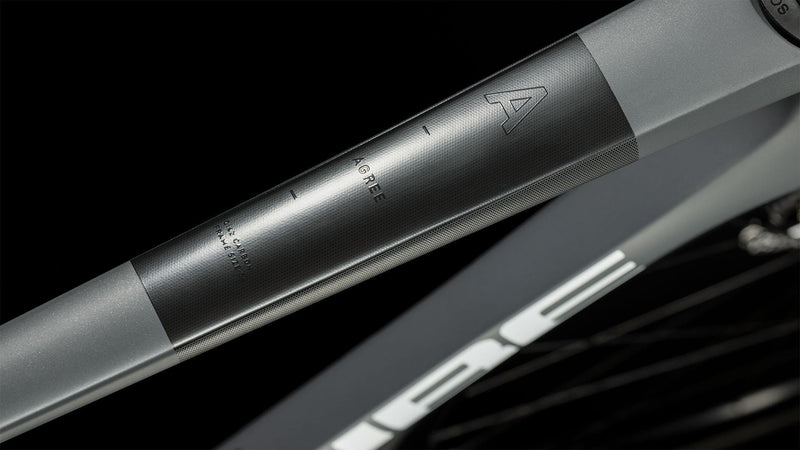 Load image into Gallery viewer, CUBE AGREE C:62 105 Di2 grey ‘n’ black
