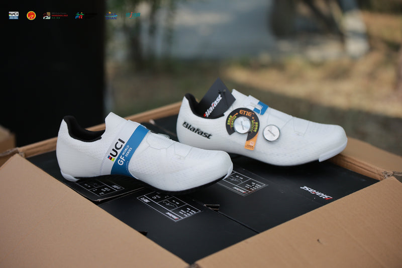 Load image into Gallery viewer, Blafast Mircofiber Carbon Road Cycling Shoes LS-R501
