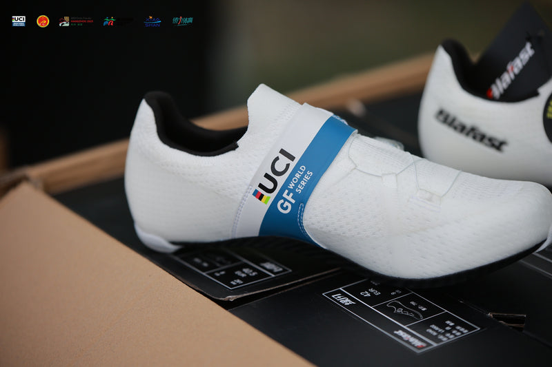 Load image into Gallery viewer, Blafast Mircofiber Carbon Road Cycling Shoes LS-R501
