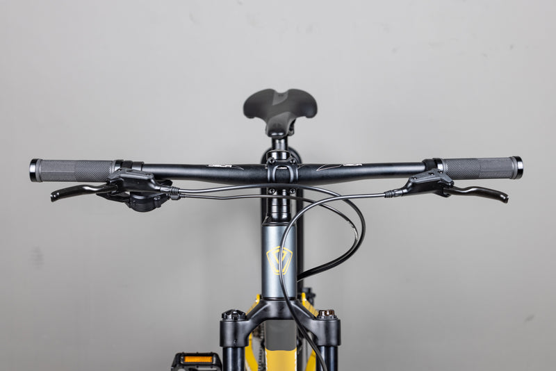 Load image into Gallery viewer, JAVA Furia Dual Suspension Mountain Bike
