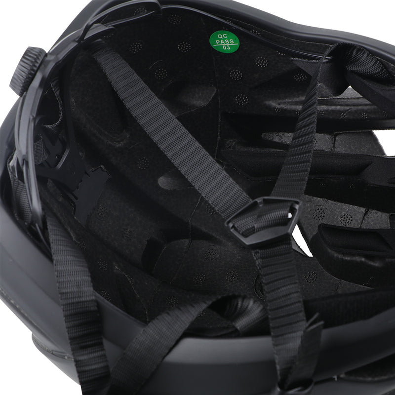 Load image into Gallery viewer, JAVA Cent Cycling helmet
