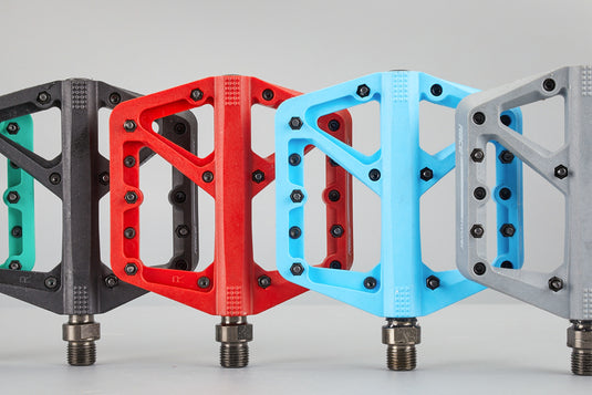Racework Stam Flat Pedal MTB 02